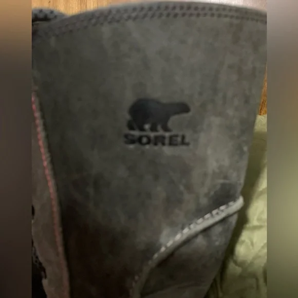 Sorel Winter Boots - Picture 4 of 4